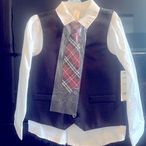 Boys 5T button down shirt with vest and tie